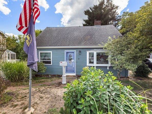 14 Alandale Pkwy, Norwood MA 02062