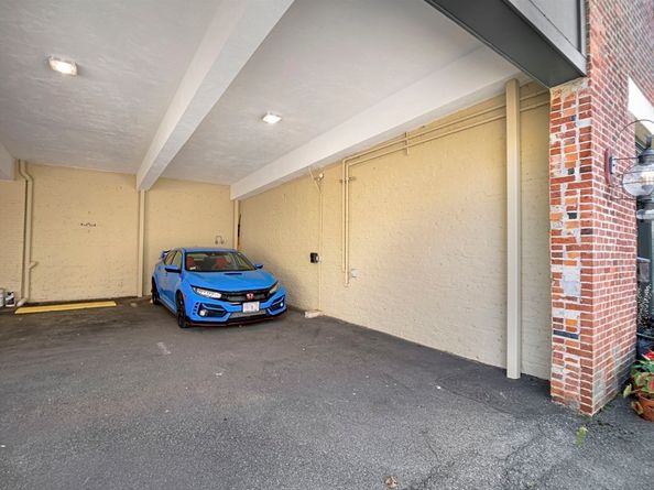 131 Derby St. 3R, Salem MA 01970