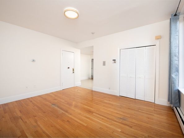 362 Commonwealth Ave 4E, Boston MA 02115