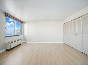 77 Adams St 610, Quincy MA 02169
