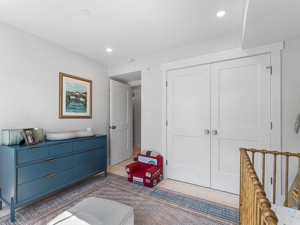 11 Lowell St B, Arlington MA 02476