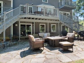 27 Rivercrest Dr, West Newbury MA 01985