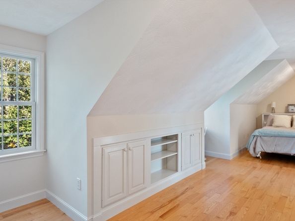 27 Rivercrest Dr, West Newbury MA 01985