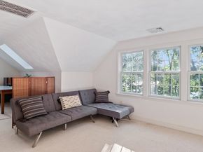 27 Rivercrest Dr, West Newbury MA 01985