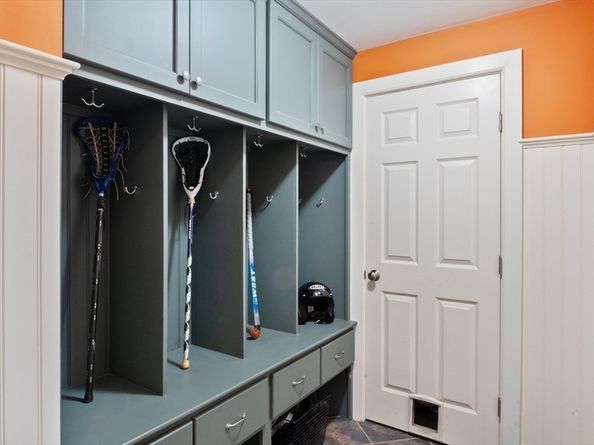 27 Rivercrest Dr, West Newbury MA 01985