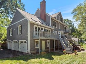 27 Rivercrest Dr, West Newbury MA 01985