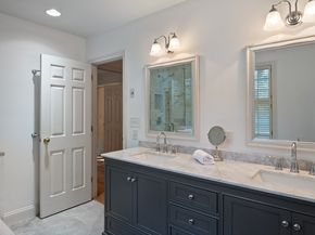 27 Rivercrest Dr, West Newbury MA 01985