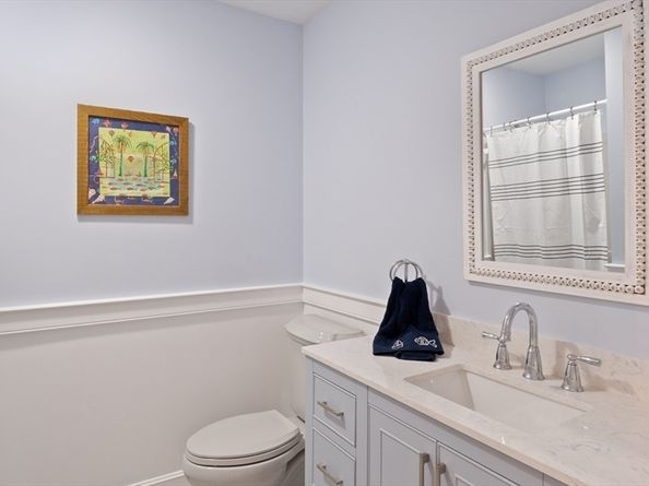 27 Rivercrest Dr, West Newbury MA 01985