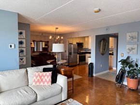 200 Cove Way 819, Quincy MA 02169