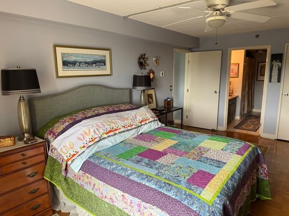 200 Cove Way 819, Quincy MA 02169