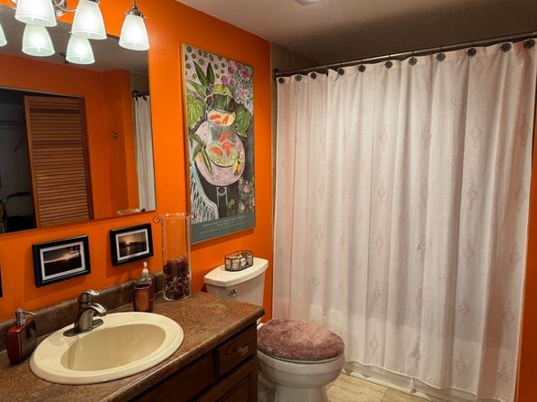 200 Cove Way 819, Quincy MA 02169