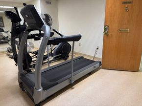 200 Cove Way 819, Quincy MA 02169