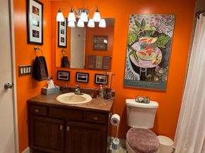 200 Cove Way 819, Quincy MA 02169