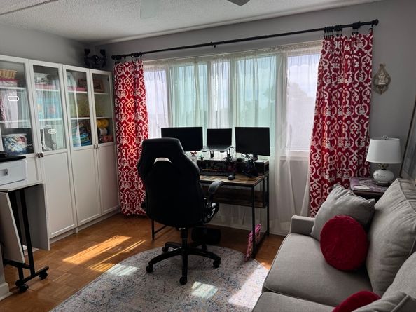200 Cove Way 819, Quincy MA 02169