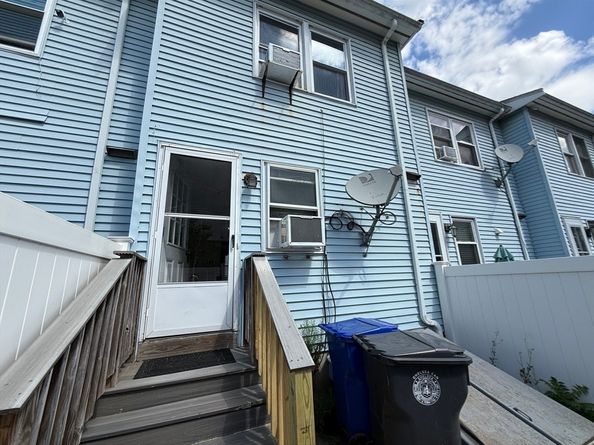 250 Congress Ave 40, Chelsea MA 02150