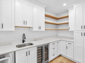 83 Eliot St, Natick MA 01760