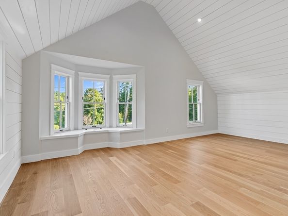 83 Eliot St, Natick MA 01760