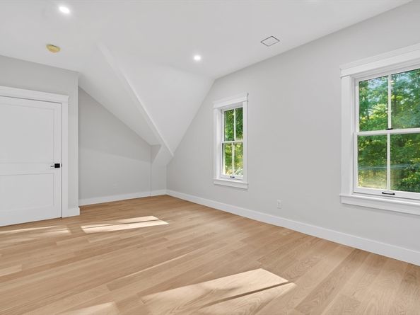 83 Eliot St, Natick MA 01760
