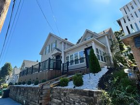 109 Oak St, Clinton MA 01510