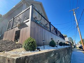 109 Oak St, Clinton MA 01510