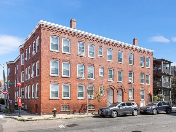 86 Savin Hill Ave 3, Boston MA 02125