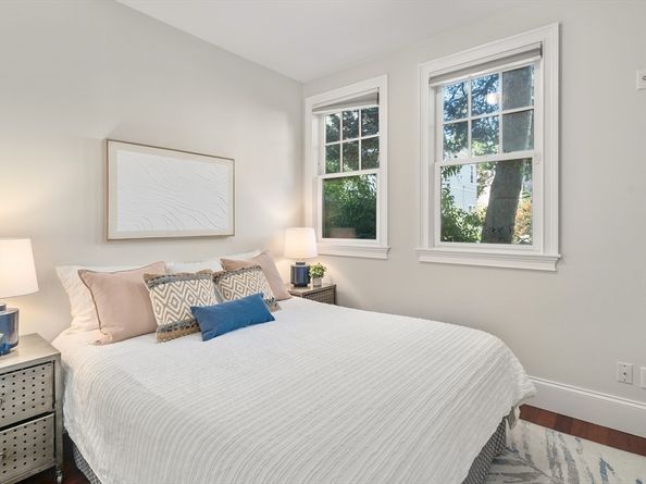 107 1/2 Inman Street 1, Cambridge MA 02139