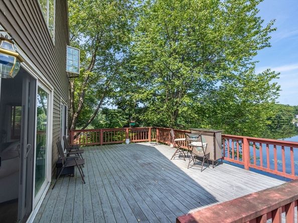 47 Lakeshore Drive, Spencer MA 01562