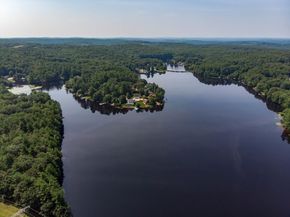 47 Lakeshore Drive, Spencer MA 01562