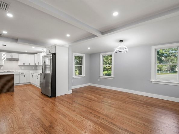 56 Grove Avenue, Wilmington MA 01887