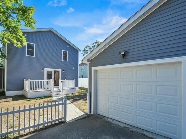 56 Grove Avenue, Wilmington MA 01887