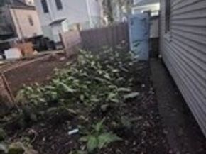 10 Douglas Ct, Worcester MA 01603