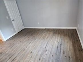 10 Douglas Ct, Worcester MA 01603