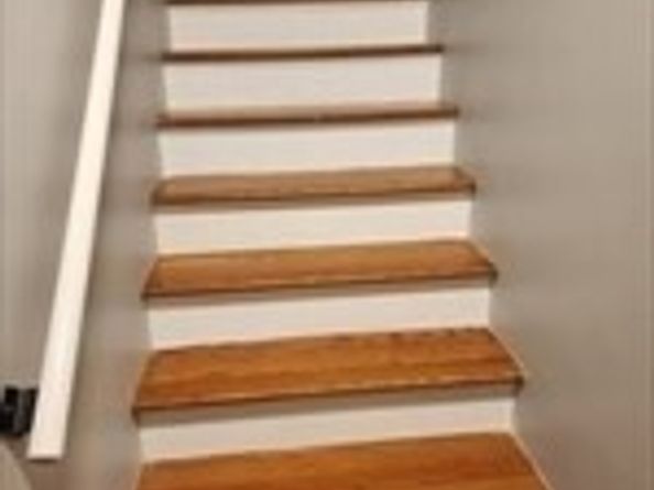 10 Douglas Ct, Worcester MA 01603