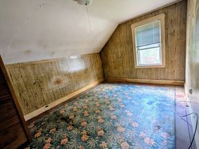 66 Brookfield Rd, Charlton MA 01507