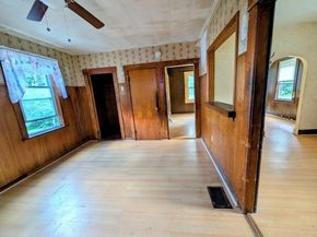 66 Brookfield Rd, Charlton MA 01507