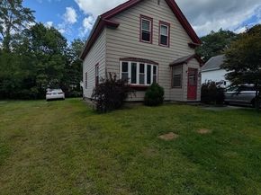 66 Brookfield Rd, Charlton MA 01507
