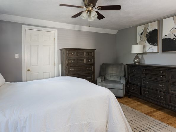 64 Centre Ave 1, Abington MA 02351