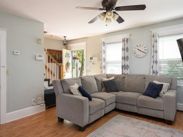 64 Centre Ave 1, Abington MA 02351