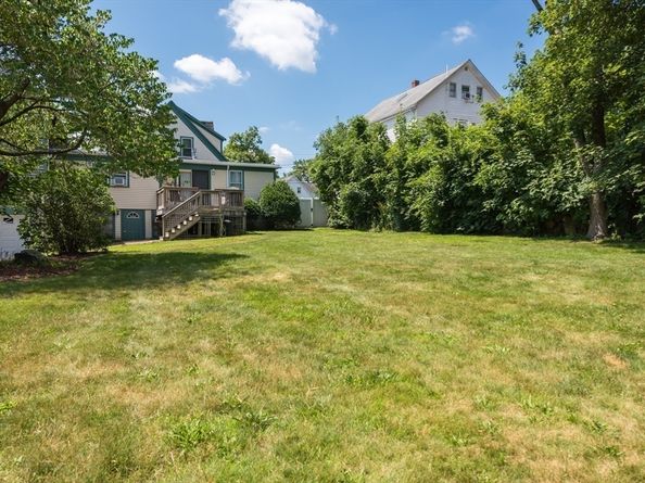 64 Centre Ave 1, Abington MA 02351