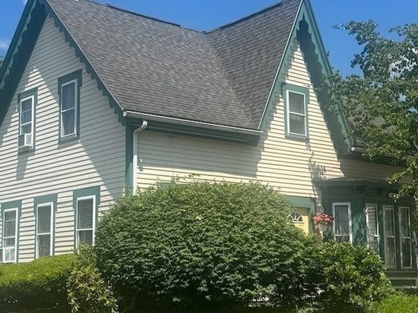 64 Centre Ave 1, Abington MA 02351