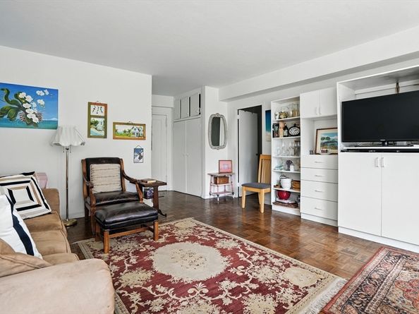 145 Pinckney St 403/405/407, Boston MA 02114