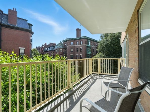 145 Pinckney St 403/405/407, Boston MA 02114