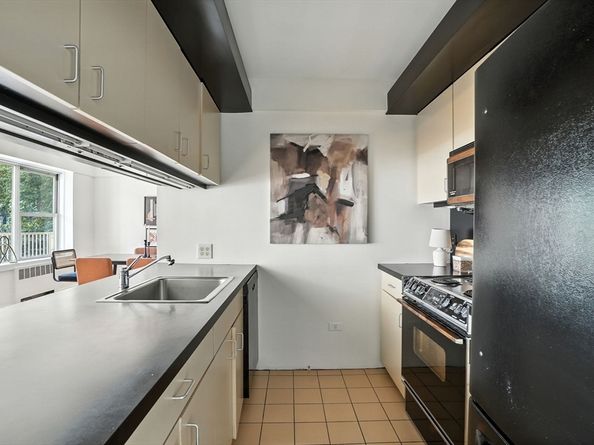 145 Pinckney St 403/405/407, Boston MA 02114