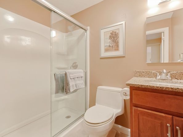 365 Washington St 4, Norwood MA 02062