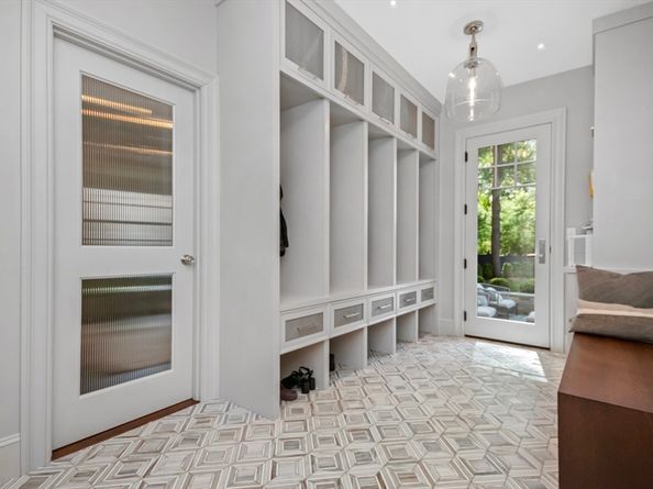 12 Alban Rd, Newton MA 02468