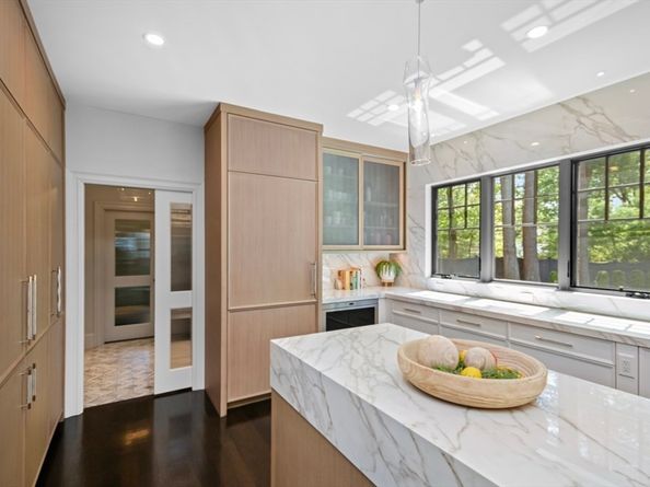 12 Alban Rd, Newton MA 02468