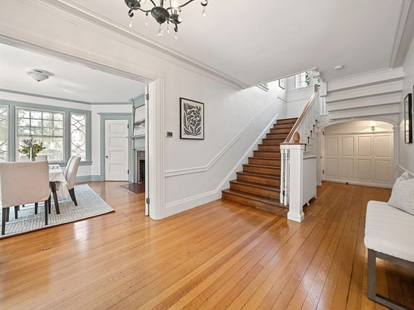 14 Irving St, Brookline MA 02445