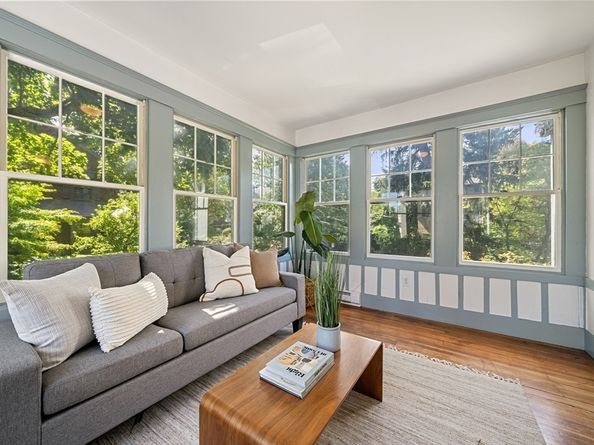 14 Irving St, Brookline MA 02445