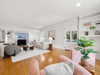 14 Irving St