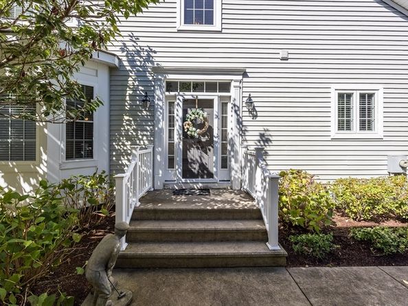 11 Maplewood, Plymouth MA 02360